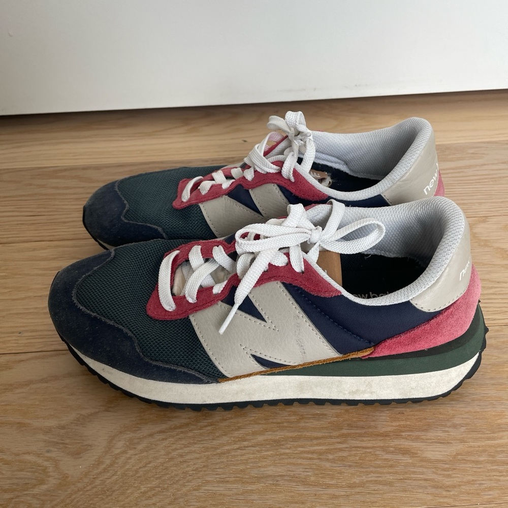 New Balance Men's Red, Blue, and White Sneakers